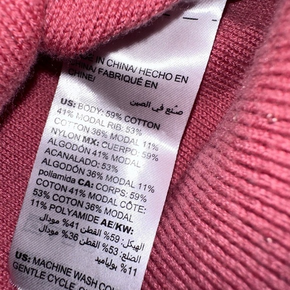 White House Black Market  Top - Picture 7 of 7